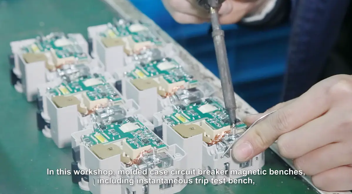 2P 4P Electronic Type RCBO